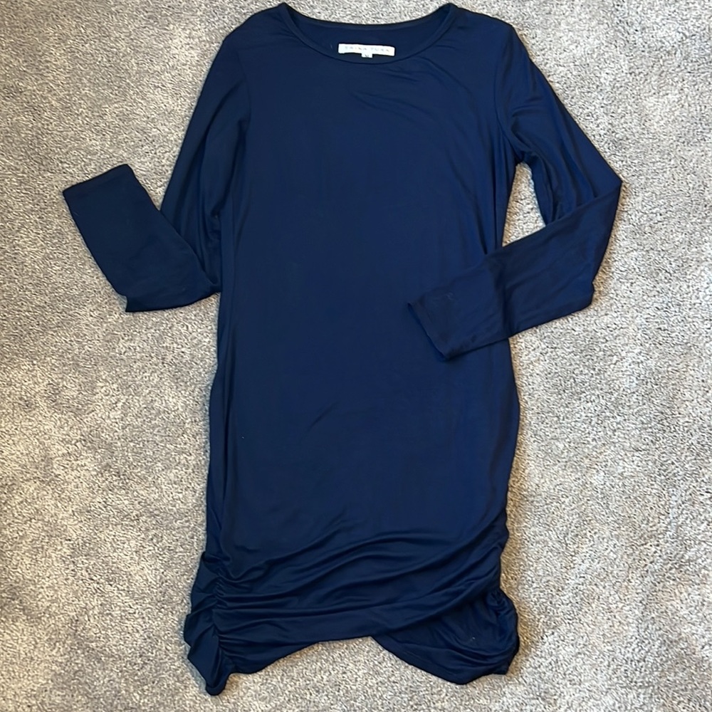 Trina Turk!! Fun spin on classic sheath dress! Tulip hem, gorg navy blue color!